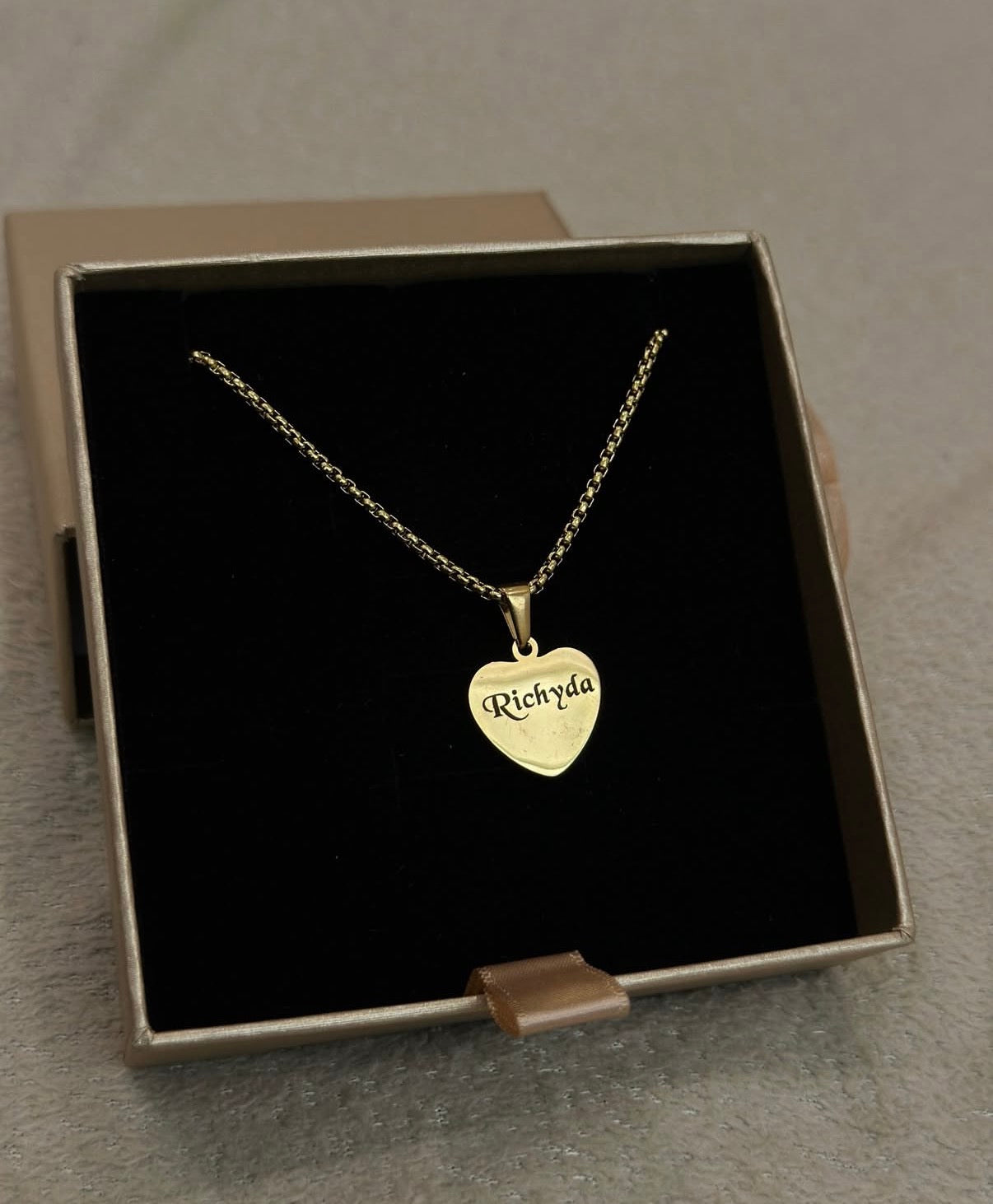 Engraved heart necklace