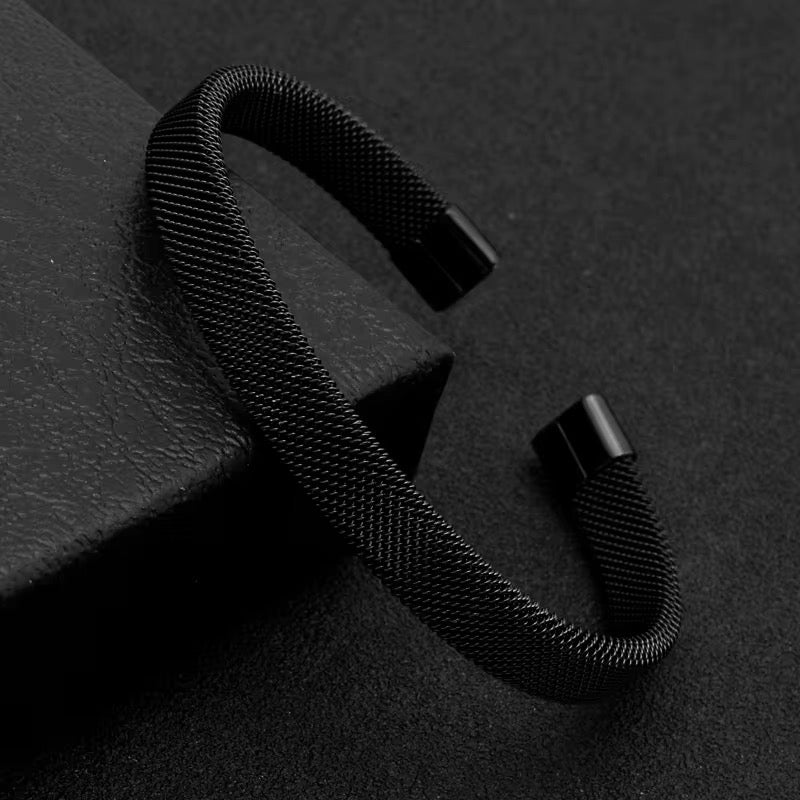 Mesh bangle