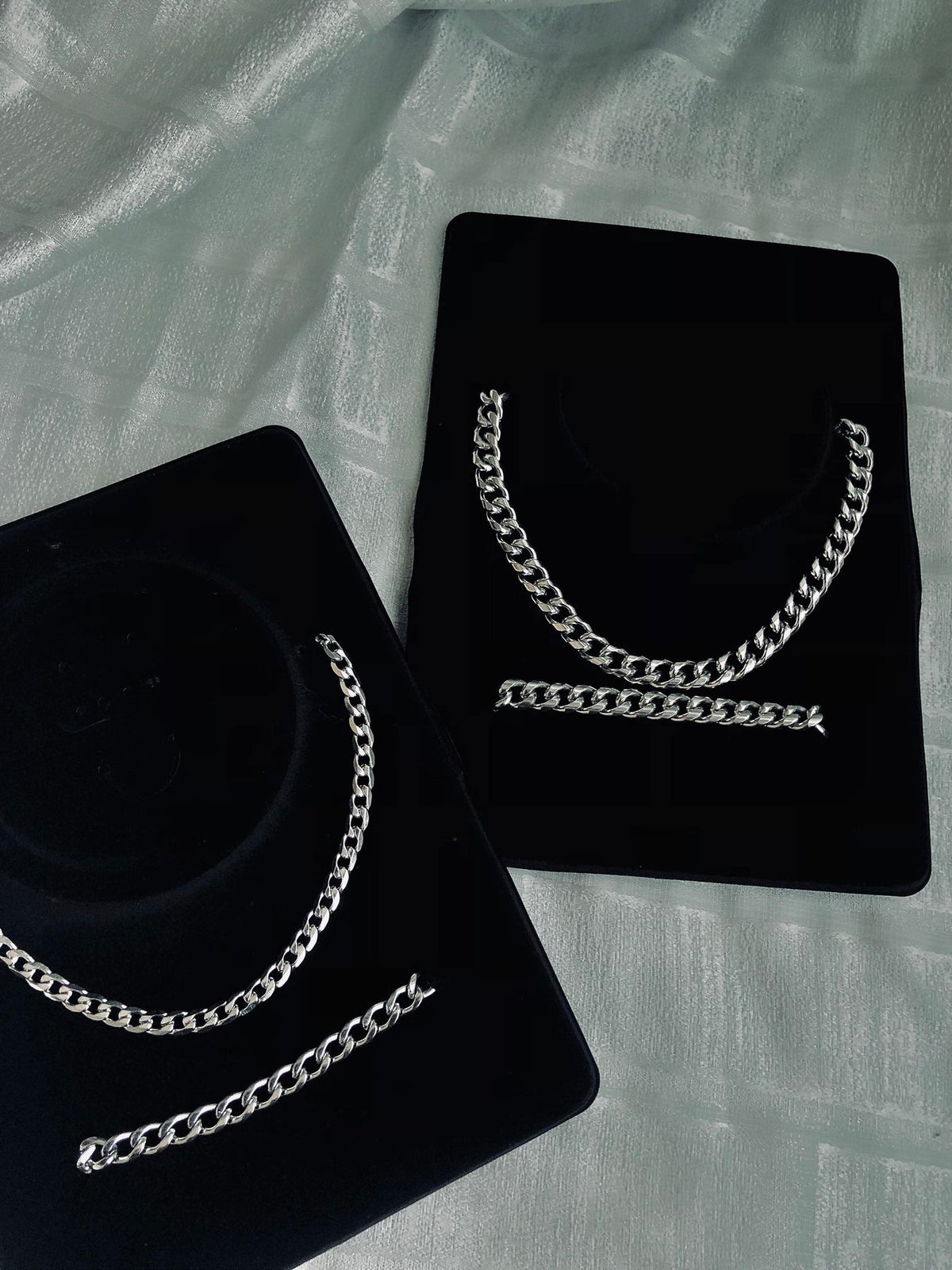 Cuban set ( Miami links )