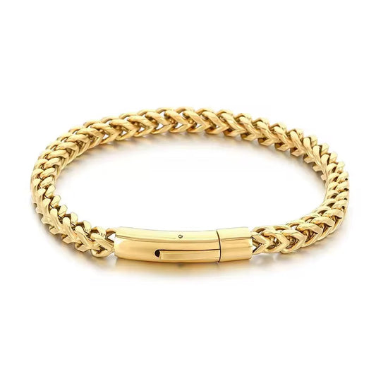 Cylindrical clasp 3d box bracelet